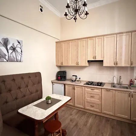 Kulisha 25 アパート リヴィウ