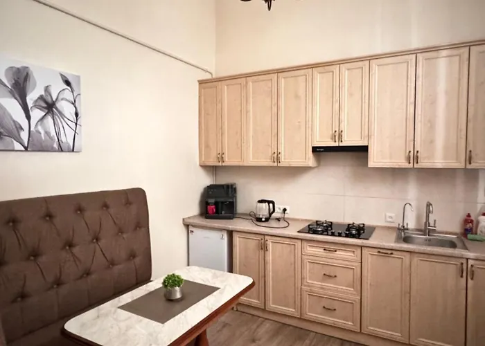 Kulisha 25 Daire Lviv